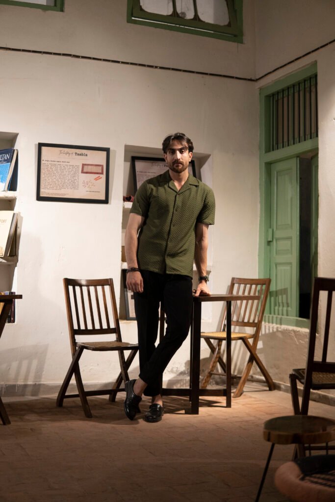 Green Cuban Men 02 (1)