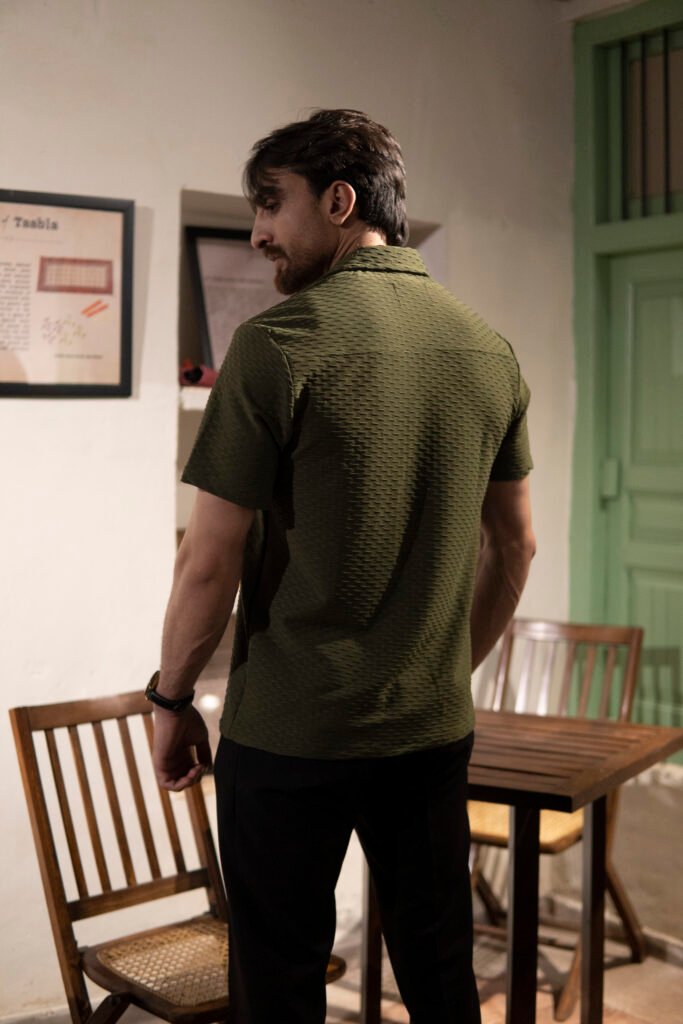 Green Cuban Men 02 (7)